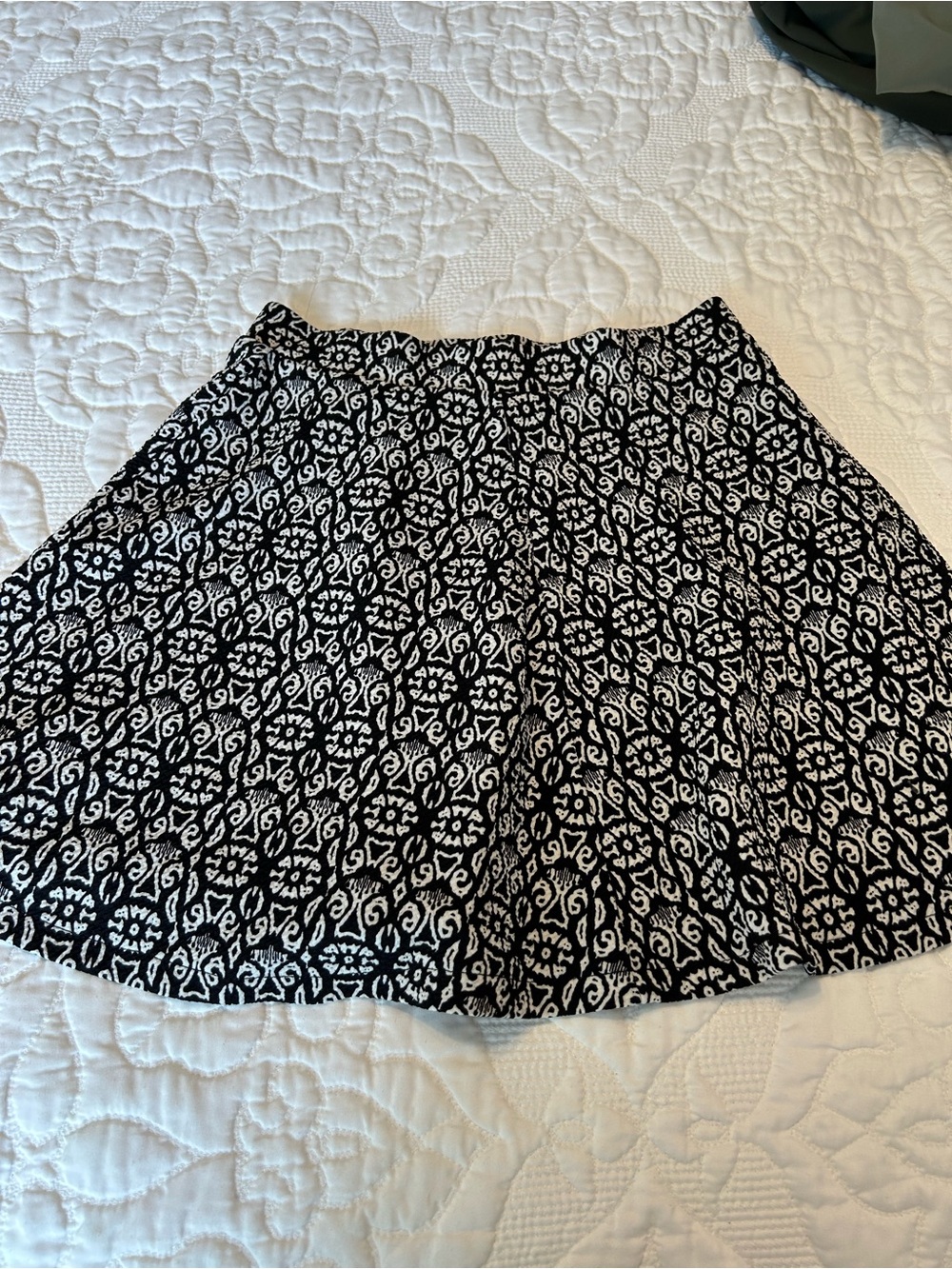 Aeropostale Black and White Skater Skirt